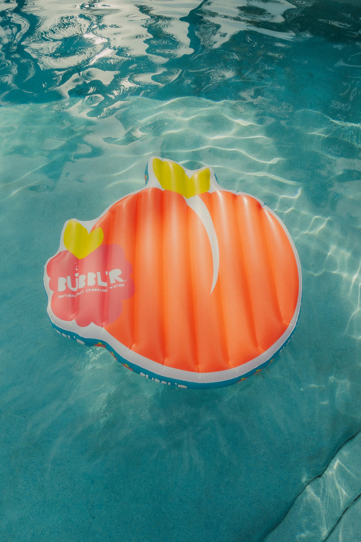 Peach Pool Float BUBBL'R peach raspberry dazzl'r fruit float – drinkBUBBL'Rstore